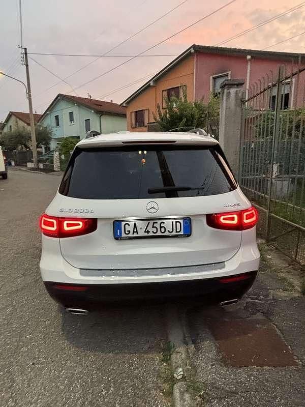 Usata Mercedes GLB200 150 CV (110 kW) 2020 SUV