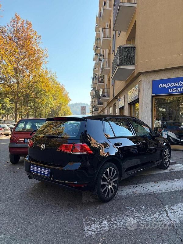 Usata VW Golf VII Comfortline 110 CV (80 kW) 2015 Nero metallizzato Berlina