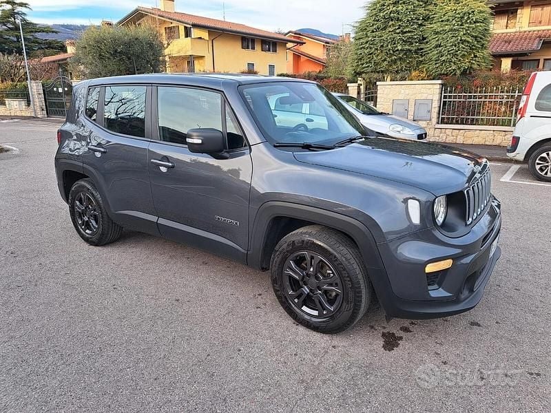 Usata Jeep Renegade Longitude 131 CV (96 kW) 2022 Grigio SUV