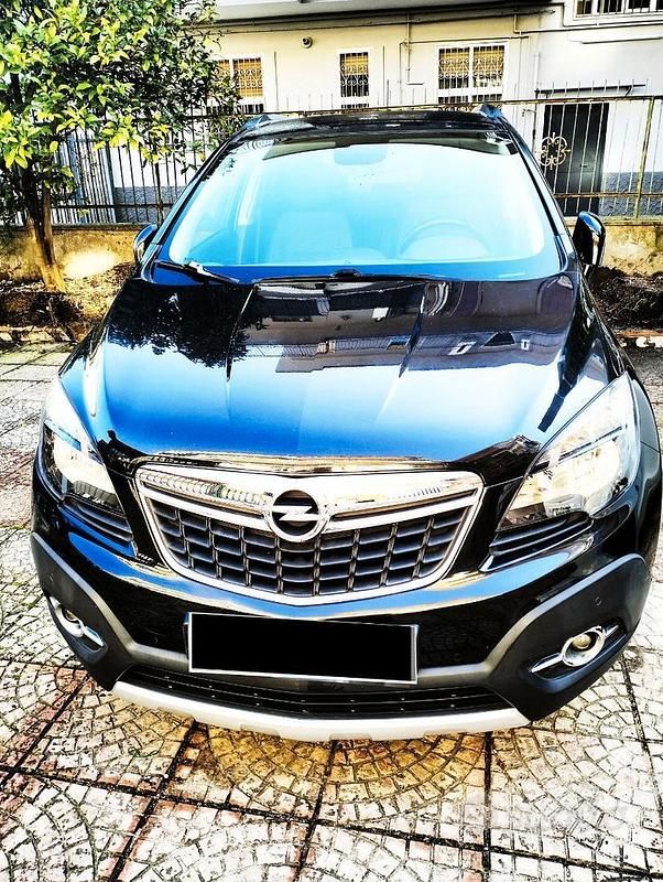 Usata Opel Mokka 140 CV (102 kW) 2015 Nero SUV
