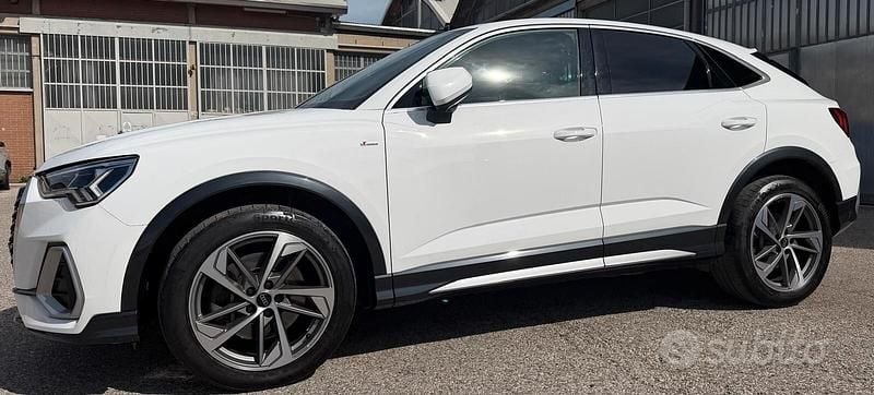 Usata Audi Q3 Ambiente 200 CV (147 kW) 2023 Bianco SUV