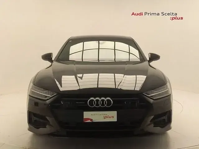 Usata Audi A7 Sportback Business Plus 204 CV (150 kW) 2022 Nero mythos metallizzato Utilitaria