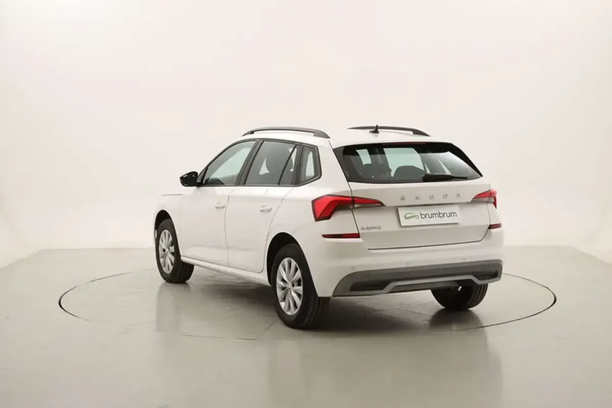 Usata Skoda Kamiq Ambition 95 CV (69 kW) 2023 Bianco SUV