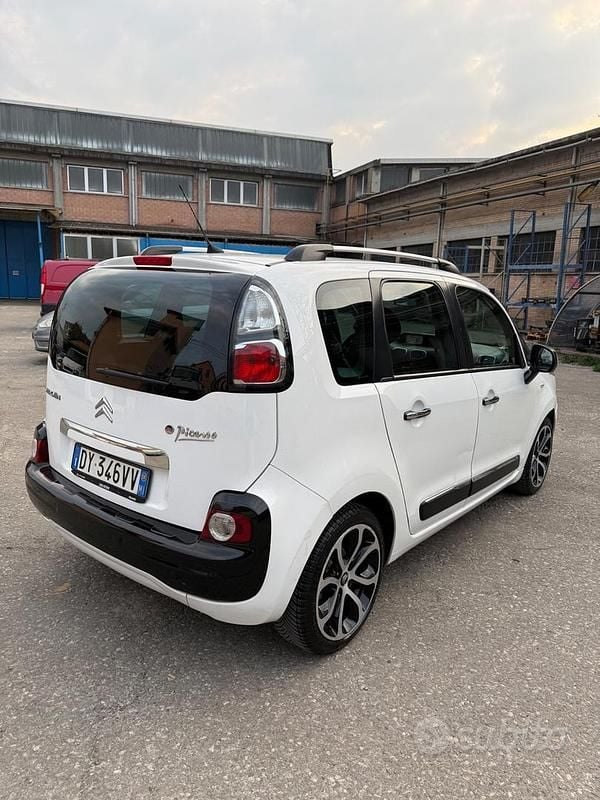 Usata Citroën C3 Picasso Exclusive 120 CV (88 kW) 2009 Bianco Monovolume