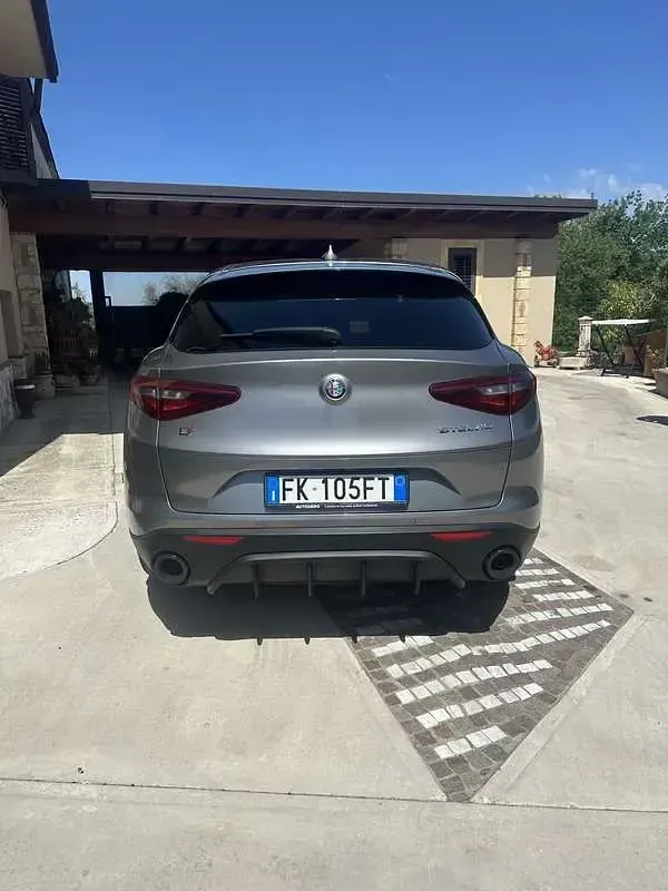 Usata Alfa Romeo Stelvio 280 CV (205 kW) 2017 SUV