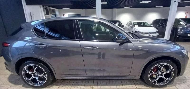 Usata Alfa Romeo Stelvio Veloce 210 CV (154 kW) 2022 Grigio SUV