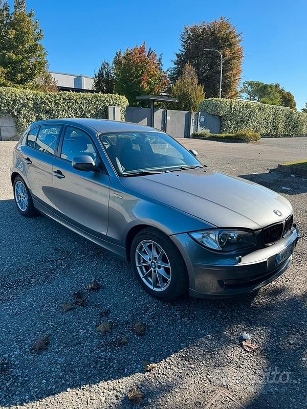 Usata BMW 116 2011 Grigio Utilitaria