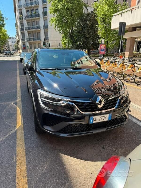 Usata Renault Arkana RS Line 94 CV (69 kW) 2022 Nero SUV