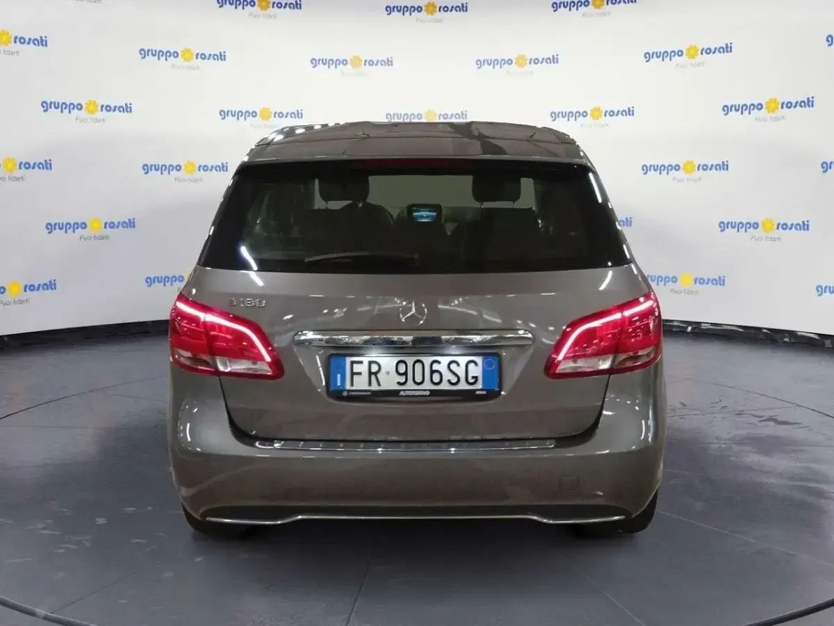Usata Mercedes B180 Executive 122 CV (89 kW) 2018 Other Utilitaria
