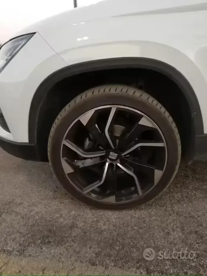 Usata Seat Ateca 116 CV (85 kW) 2019 Bianco SUV