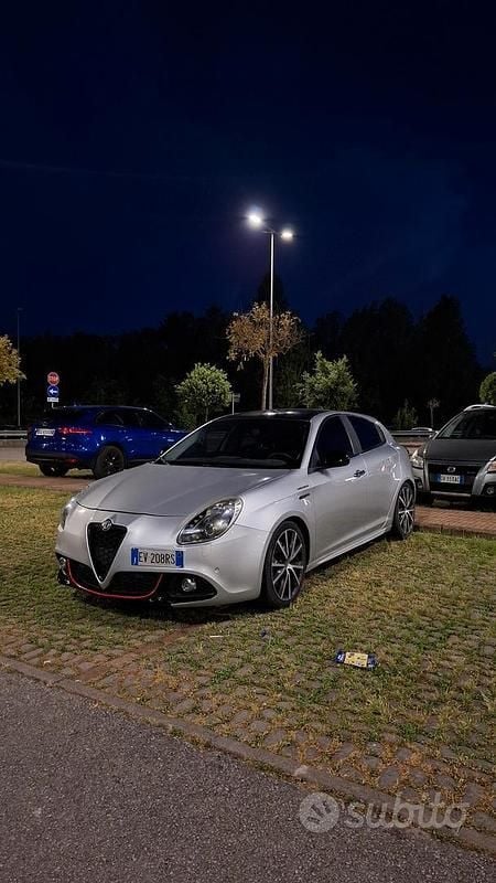 Usata Alfa Romeo Giulietta 150 CV (110 kW) 2014 Grigio Berlina