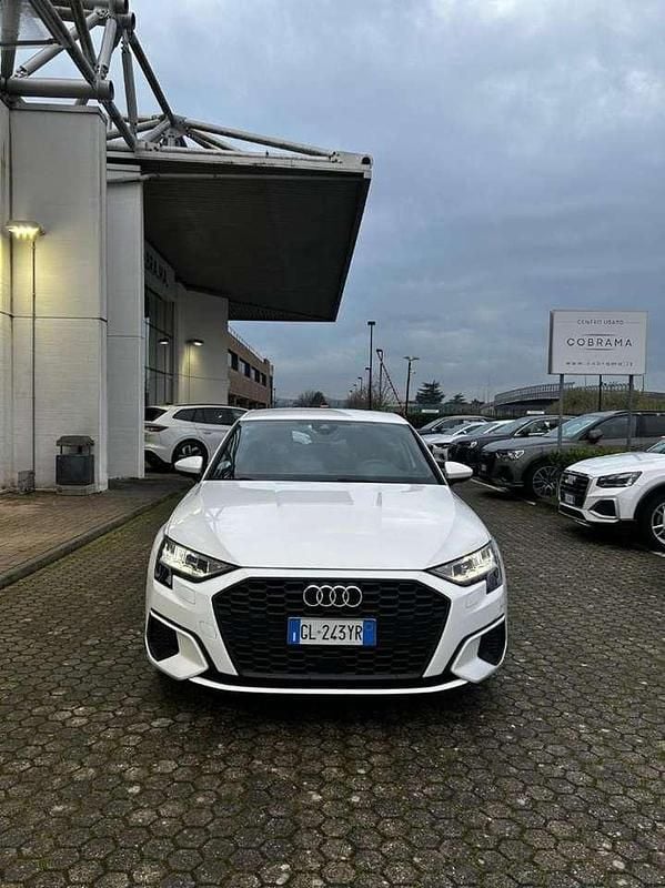 Usata Audi A3 Business 110 CV (80 kW) 2022 Bianco Berlina