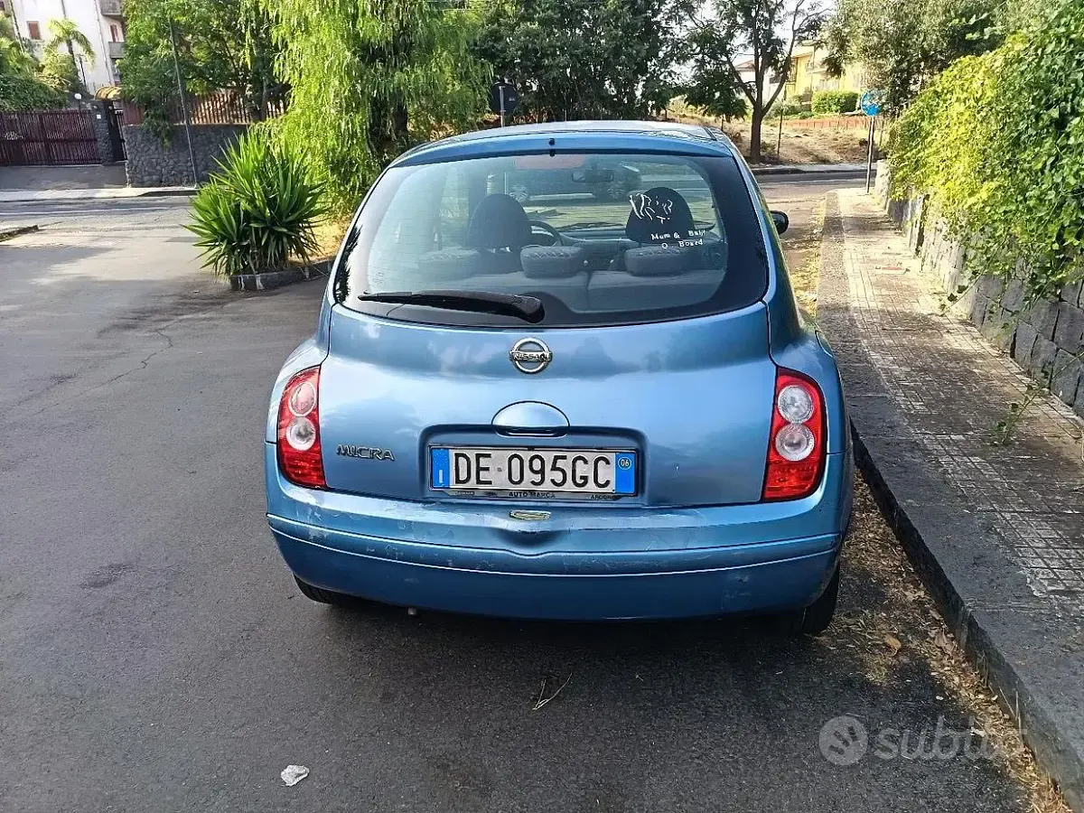 Usata Nissan Micra 80 CV (58 kW) 2006 Bluazzurro Berlina