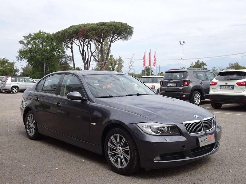 Usata BMW 320 177 CV (130 kW) 2008 Grigio Berlina