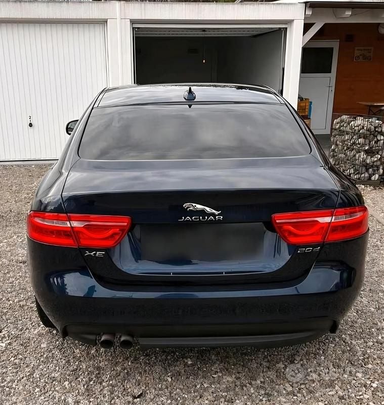 Usata Jaguar XE Prestige 2016 Nero Berlina