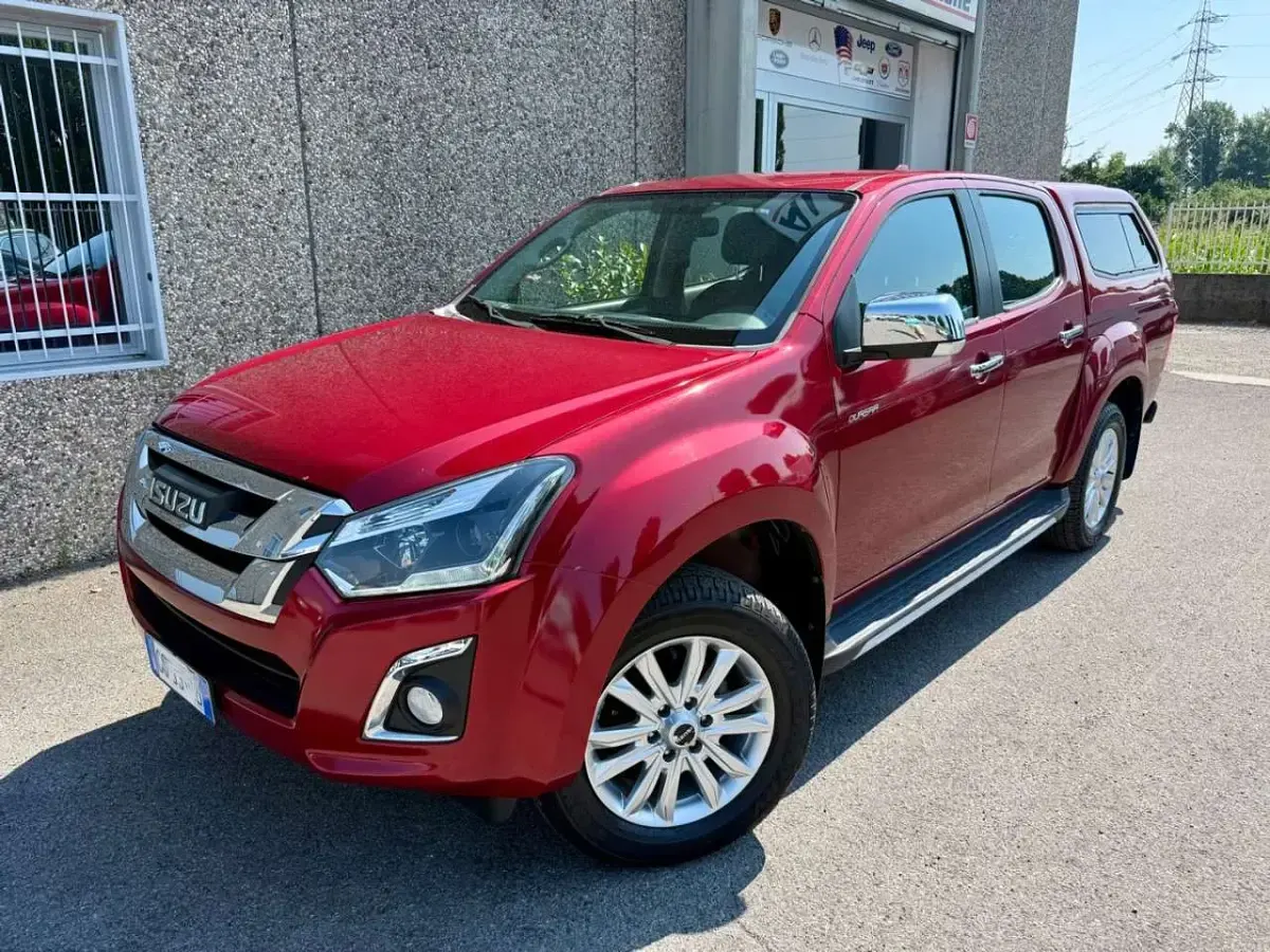 Usata Isuzu D-Max 163 CV (119 kW) 2020 Rosso Berlina