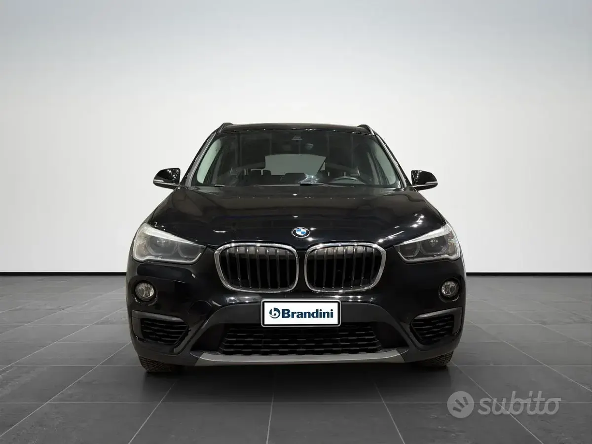 Usata BMW X1 Efficient Dynamics 150 CV (110 kW) 2017 Nero cinema SUV