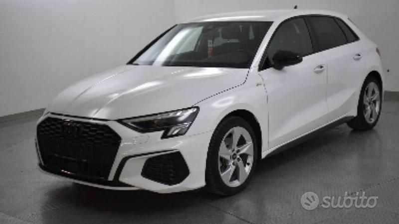 Usata Audi A3 S-Line 116 CV (85 kW) 2024 Bianco Berlina