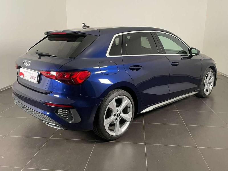 Usata Audi A3 Sportback S-Line 150 CV (110 kW) 2024 Blu/azzurro Utilitaria