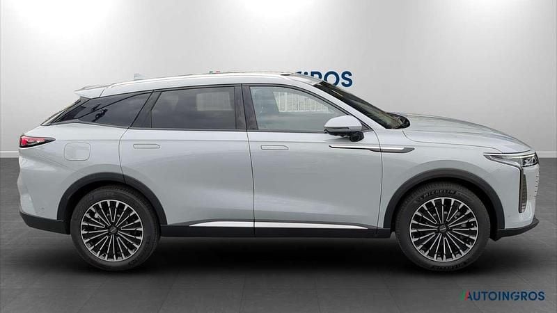 Nuova Omoda 9 143 CV (105 kW) 2026 Tech grey SUV