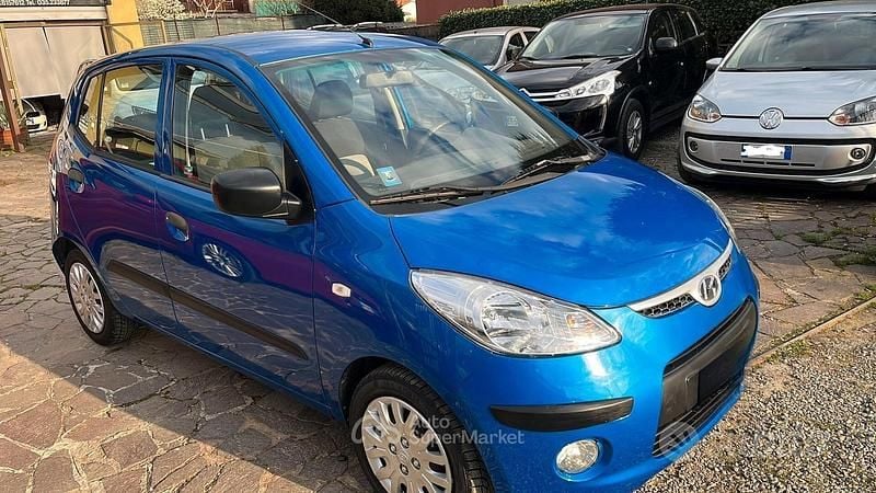 Usata Hyundai i10 Active 64 CV (47 kW) 2009 Blu Utilitaria