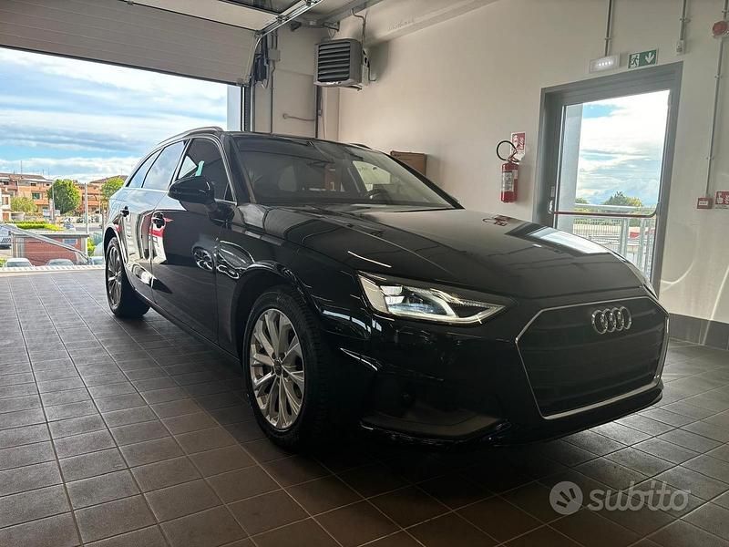 Usata Audi A4 Business 190 CV (139 kW) 2019 Nero Station wagon