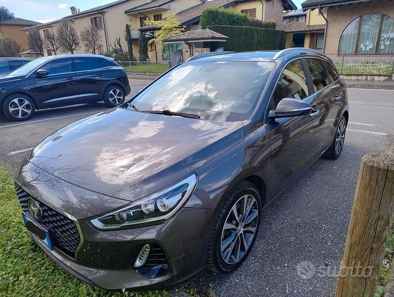 Usata 2017 Hyundai i30 Station wagon | 10.000 € (Buon prezzo) - Immagine 1/4