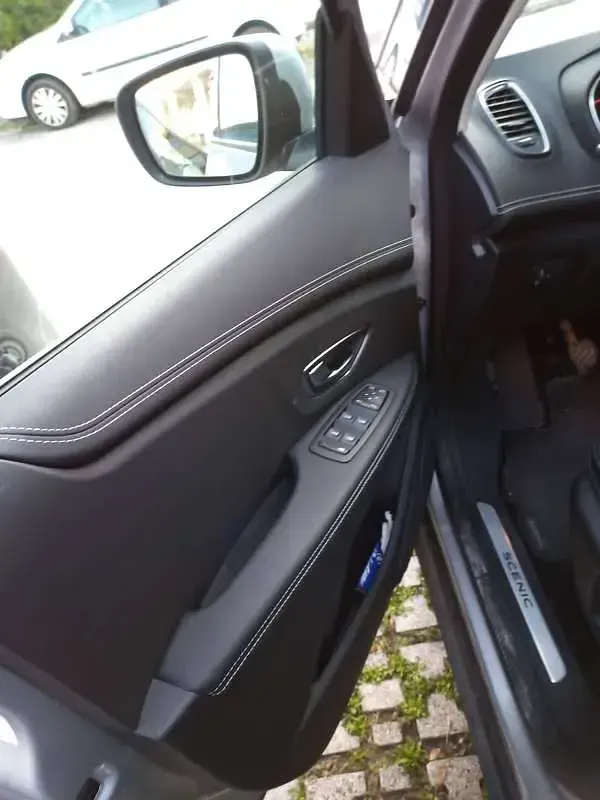 Usata Renault Scénic IV Intens 110 CV (80 kW) 2019 Argento Monovolume