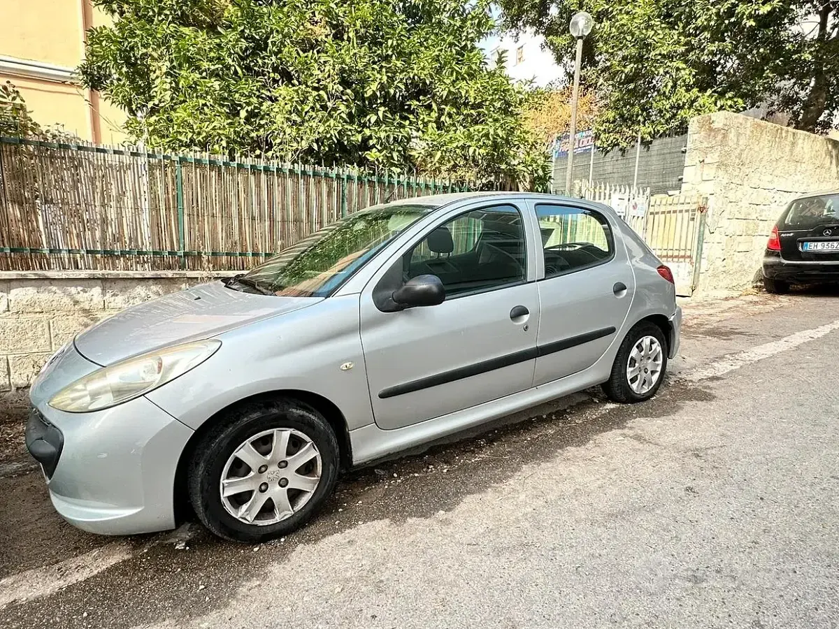 Usata Peugeot 206+ 60 CV (44 kW) 2009 Grigio Utilitaria