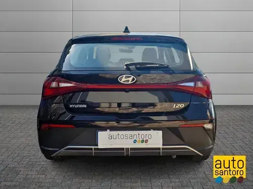 Gebraucht Hyundai i20 84 PS (61 kW) 2023 Schwarz Kleinwagen