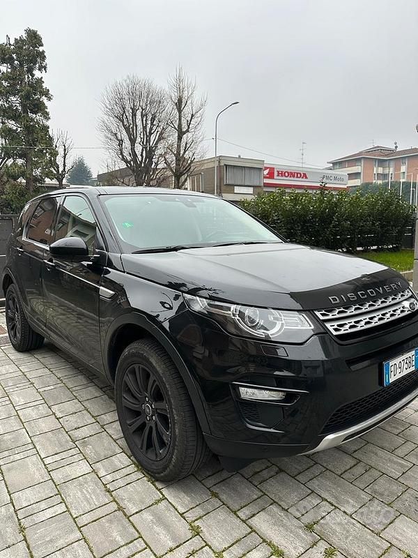 Usata Land Rover Discovery Sport HSE 180 CV (132 kW) 2016 Nero SUV
