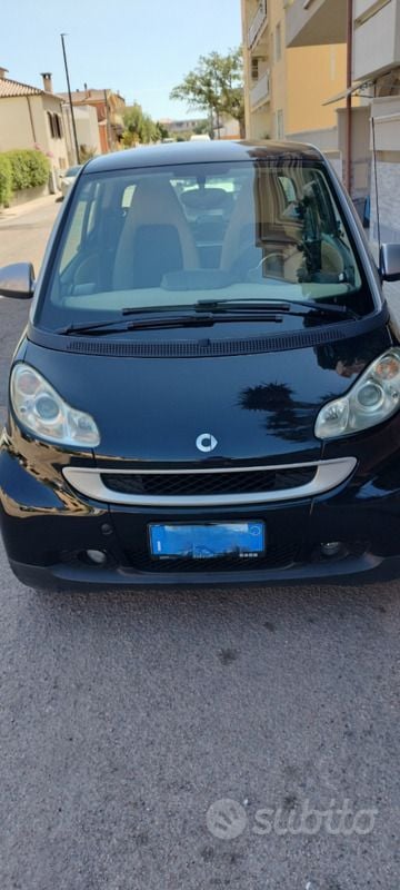 Usata 2010 Smart ForTwo Coupé Coupé | 5000 € - Immagine 1/4