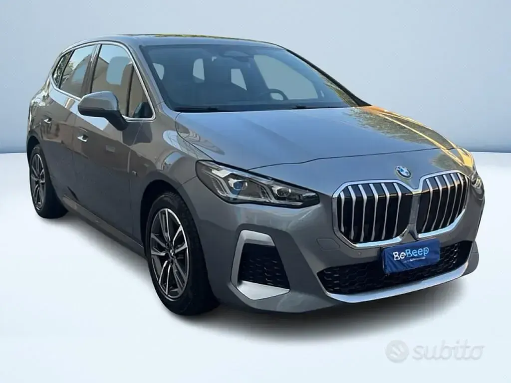 Usata BMW 218 Active Tourer M Sport 150 CV (110 kW) 2023 Grigio pastello Monovolume