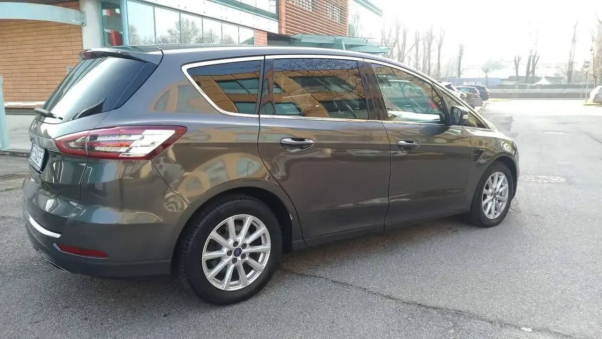 Usata Ford S-MAX S 179 CV (131 kW) 2016 Other Monovolume