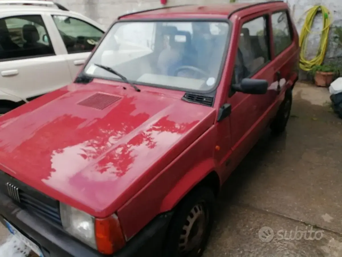Usata Fiat Panda Young 39 CV (28 kW) 2000 Rosso Utilitaria