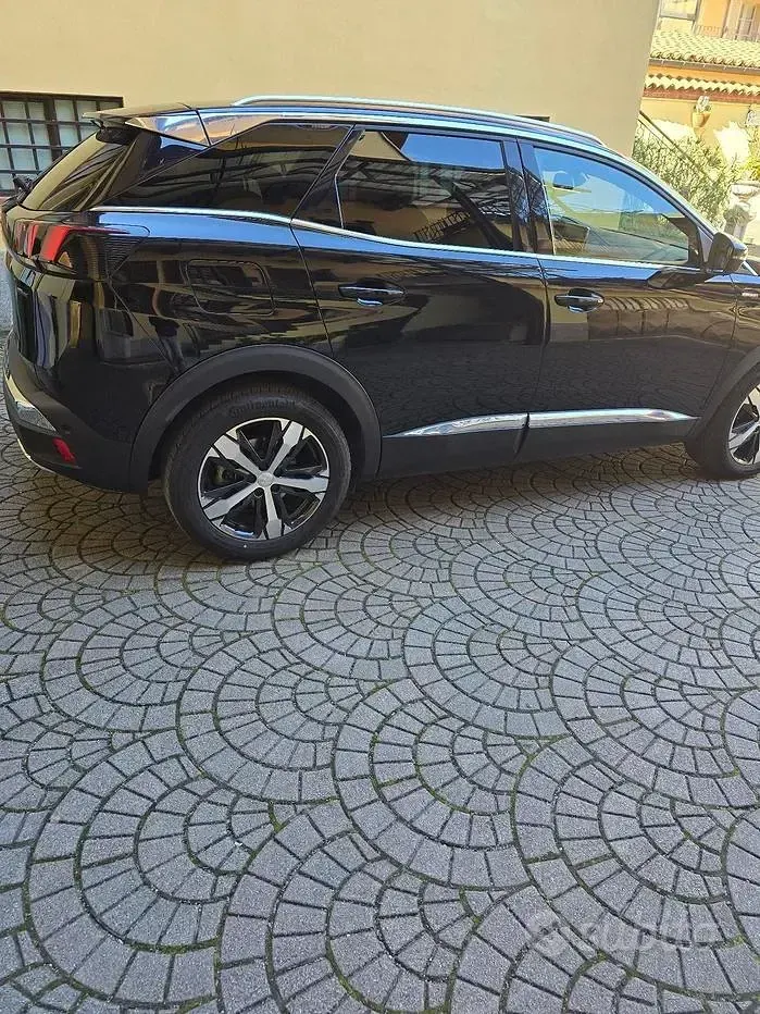 Usata Peugeot 3008 GT-line 131 CV (96 kW) 2018 Nero SUV