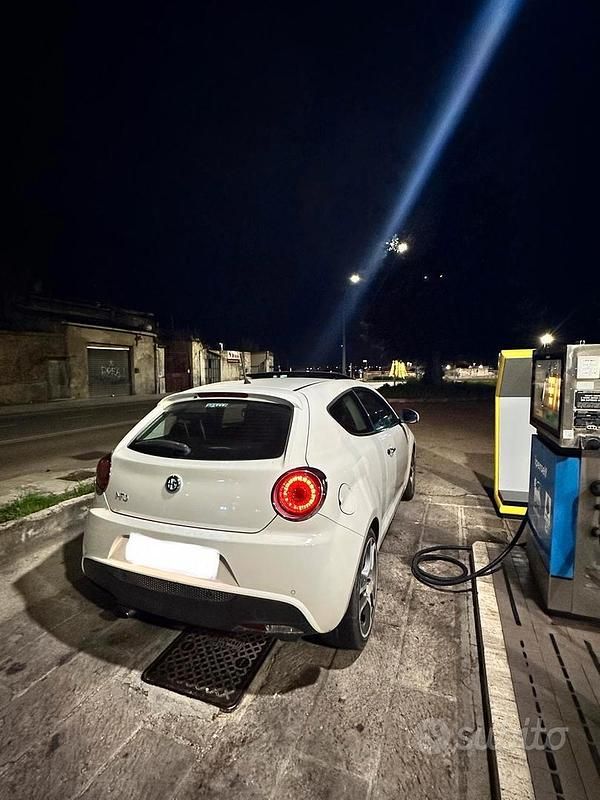 Usata Alfa Romeo MiTo 120 CV (88 kW) 2016 Utilitaria