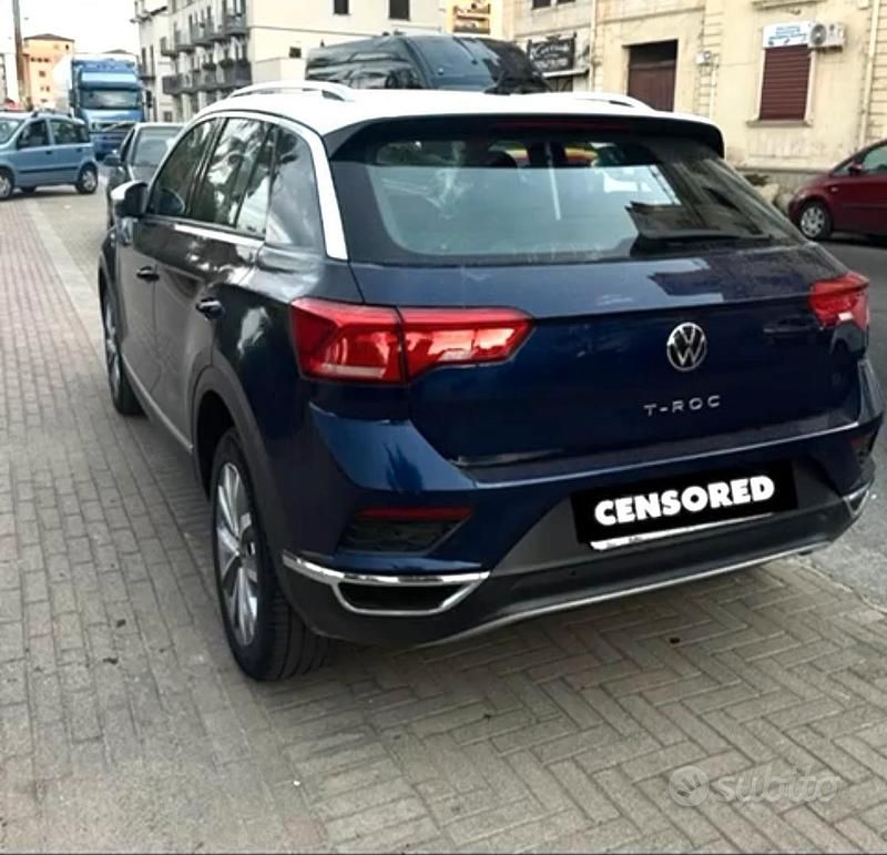 Usata VW T-Roc 110 CV (80 kW) 2021 Blu SUV