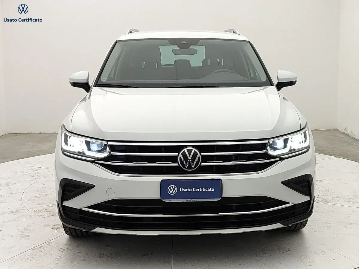 Usata VW Tiguan Elegance 150 CV (110 kW) 2023 Bianco SUV