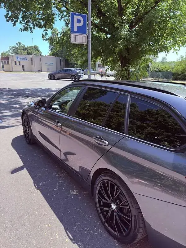 Usata BMW 316 Luxury Line 116 CV (85 kW) 2018 Station wagon