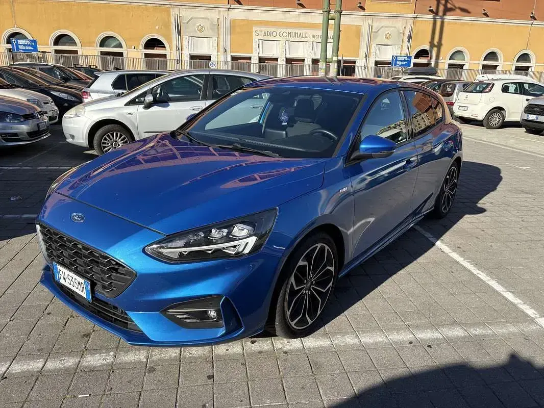 Usata Ford Focus ST-Line 125 CV (91 kW) 2019 Bluazzurro Berlina