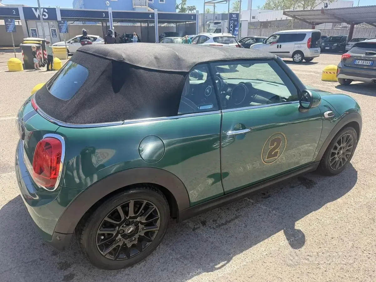 Usata Mini Cooper Cabriolet 116 CV (85 kW) 2016 Cabrio
