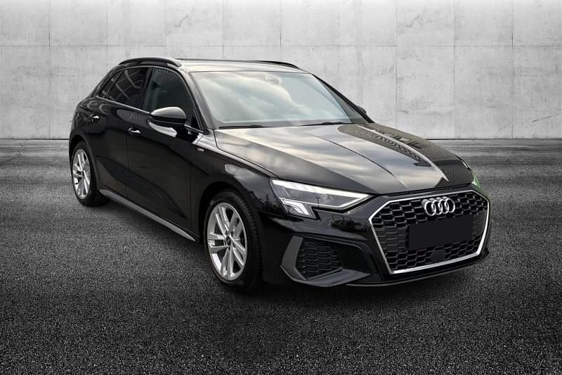 Usata Audi A3 S-Line 116 CV (85 kW) 2024 Nero metallizzato Berlina