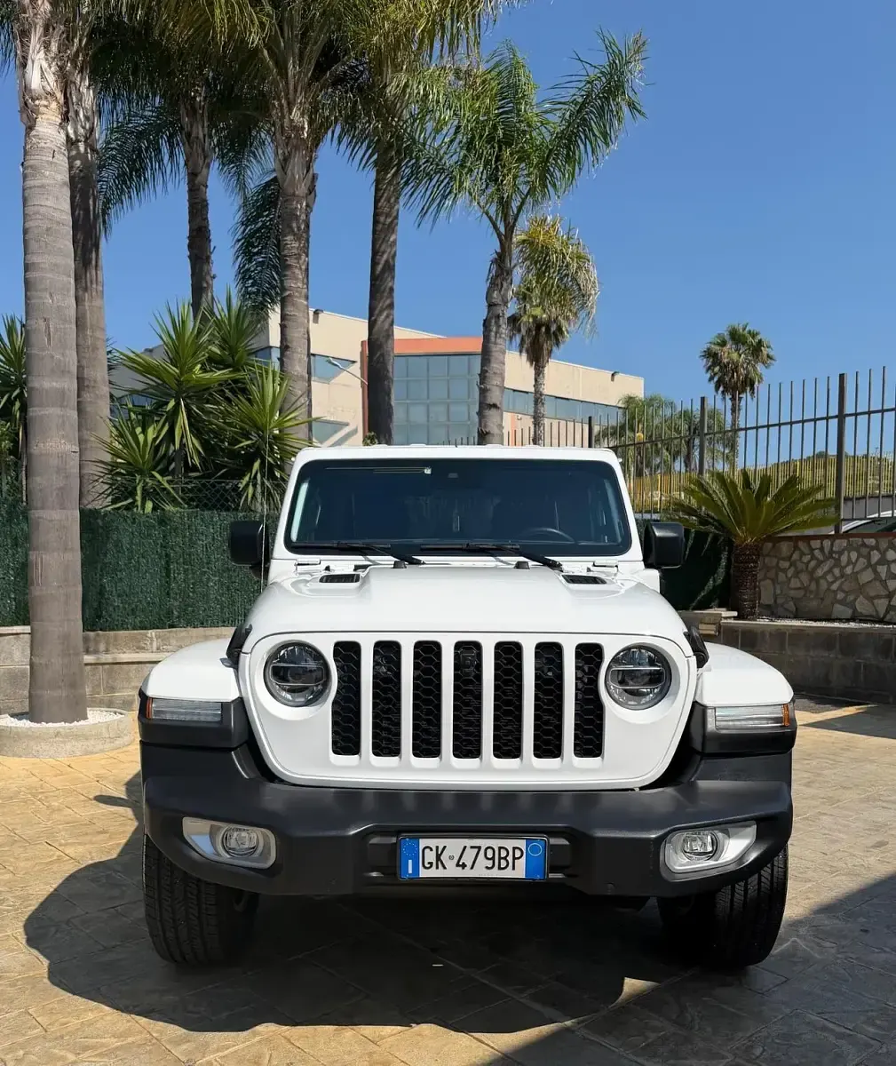 Usata Jeep Wrangler Unlimited Sahara 271 CV (199 kW) 2022 Bianco SUV