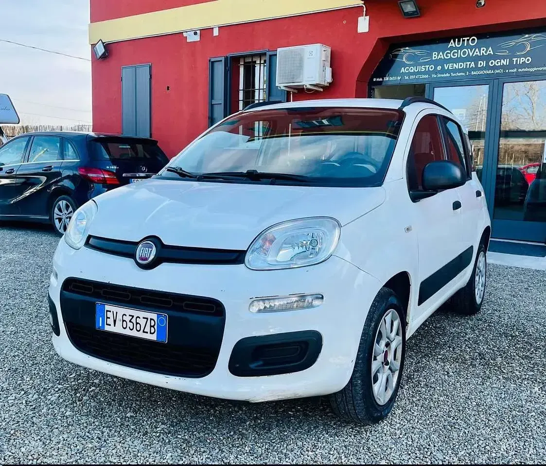 Usata Fiat Panda Lounge 80 CV (58 kW) 2014 Other Utilitaria