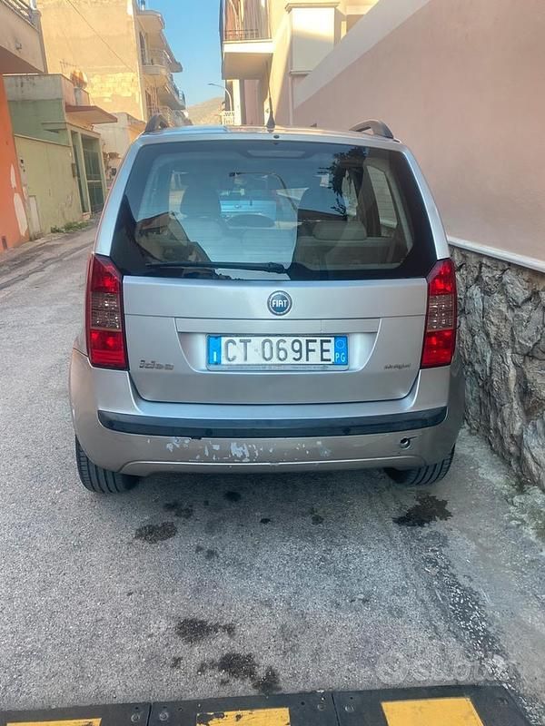 Usata Fiat Idea 2005 Grigio Monovolume