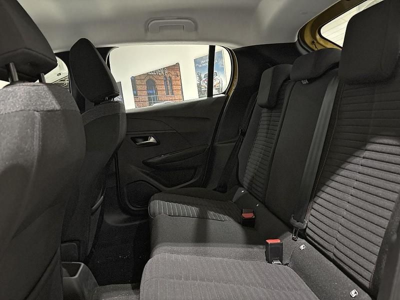 Usata Peugeot 208 Active 101 CV (74 kW) 2023 Grigio Utilitaria