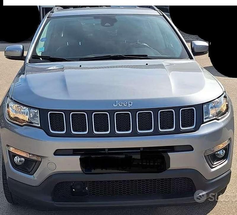 Usata Jeep Compass Longitude 140 CV (102 kW) 2018 Argento SUV