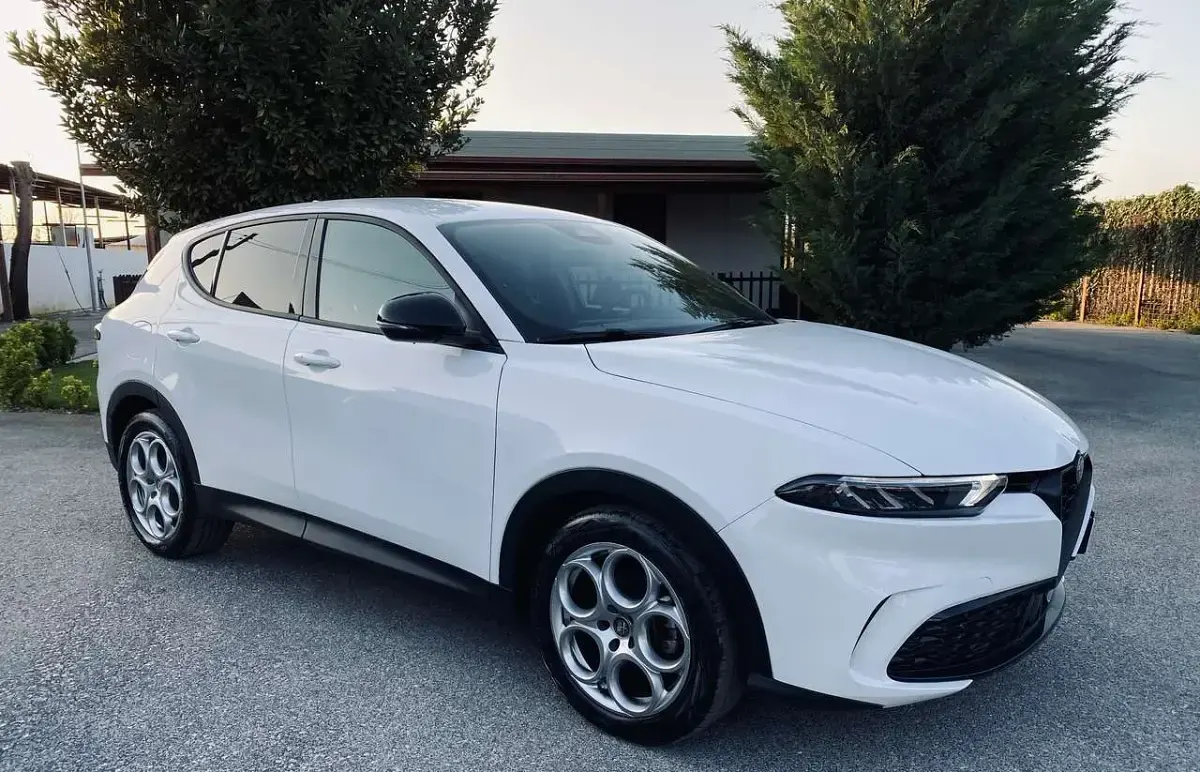 Usata Alfa Romeo Tonale Super 131 CV (96 kW) 2023 Bianco SUV