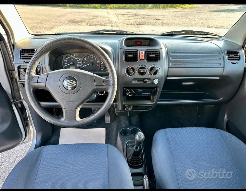 Usata Suzuki Wagon R+ 94 CV (69 kW) 2005 Grigio Monovolume